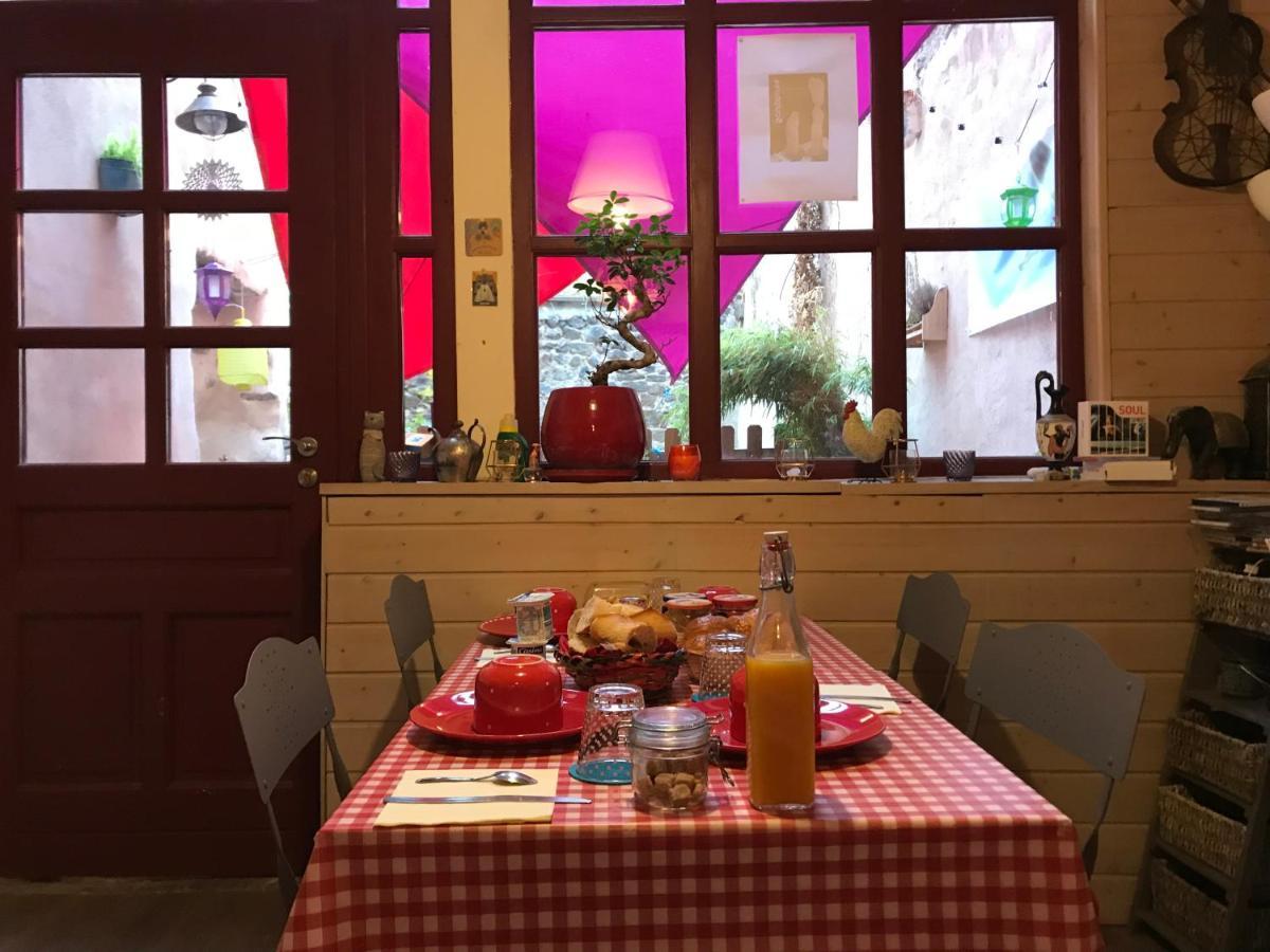 Une Coquille Sous L'Oreiller Le Puy-en-Velay Zewnętrze zdjęcie